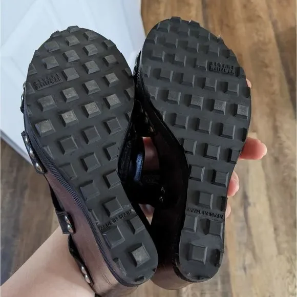 𝅺Stuart Weitzman - leather black wedge shoes - Picture 2 of 7